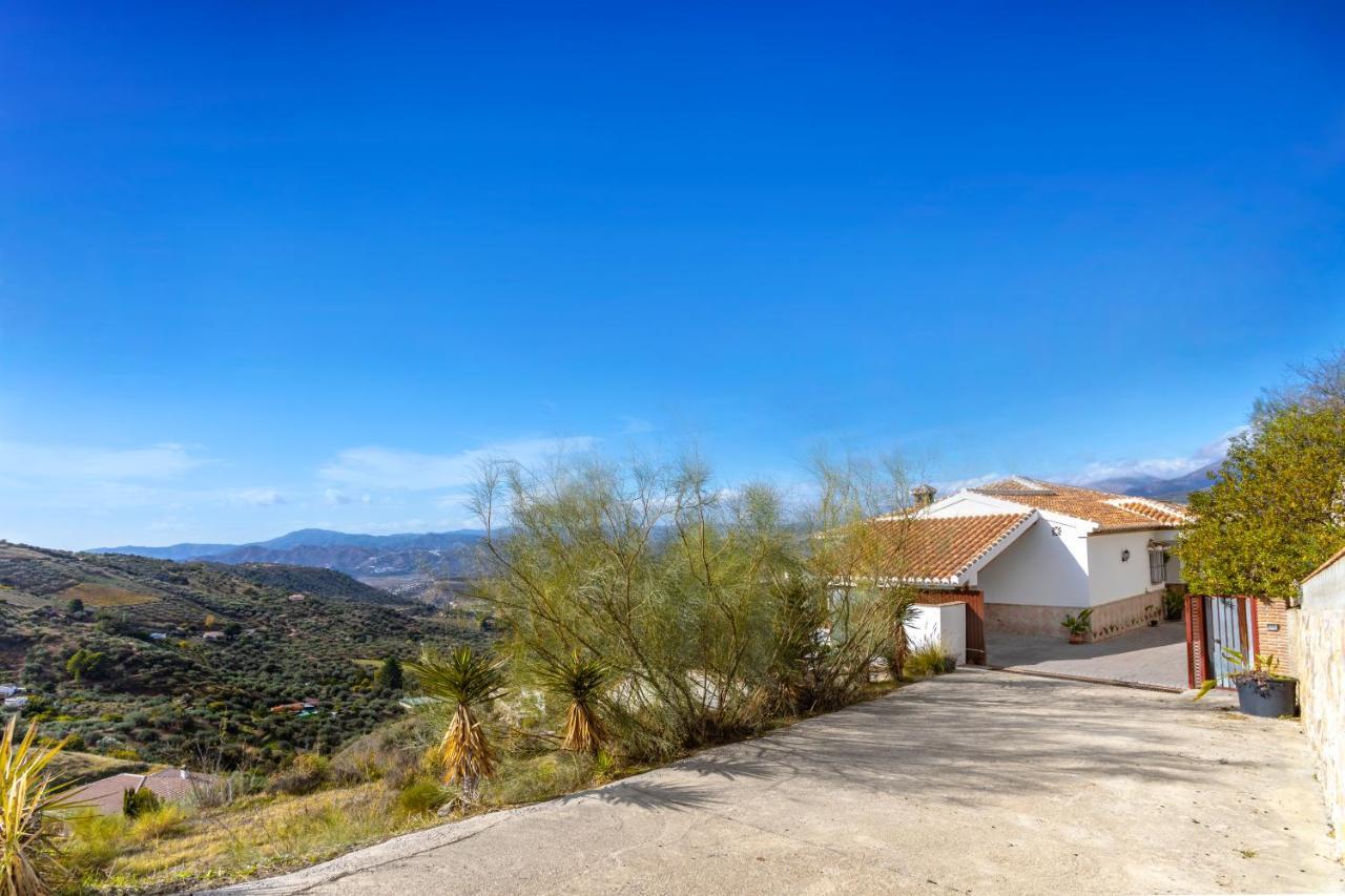 Holiday Home El Encinar Alcaucin Exterior photo